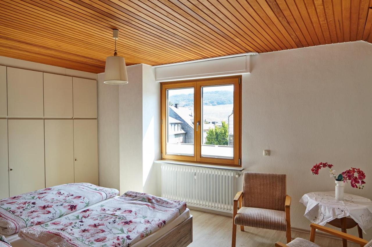 Ferienwohnung Mendgen Mit Panoramablick Bernkastel-Kues Eksteriør billede